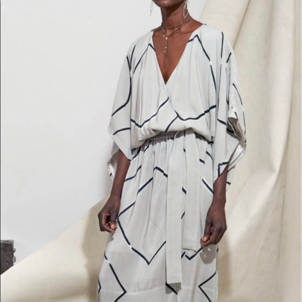 Laura Siegel silk Midi Dress in Black and White